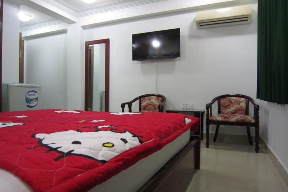 Quy Thanh Hotel Ho Chi Minh City Exterior photo