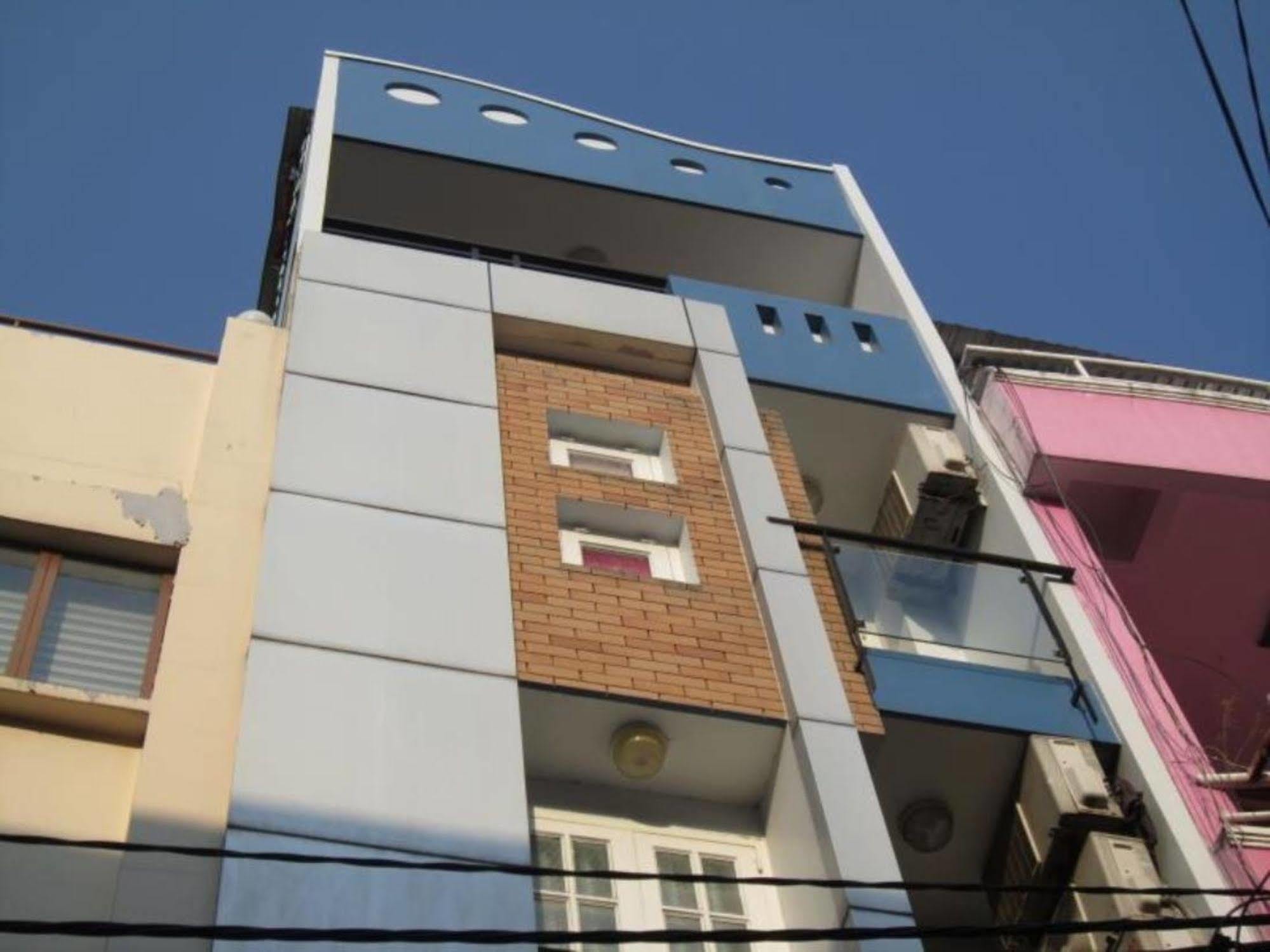 Quy Thanh Hotel Ho Chi Minh City Exterior photo
